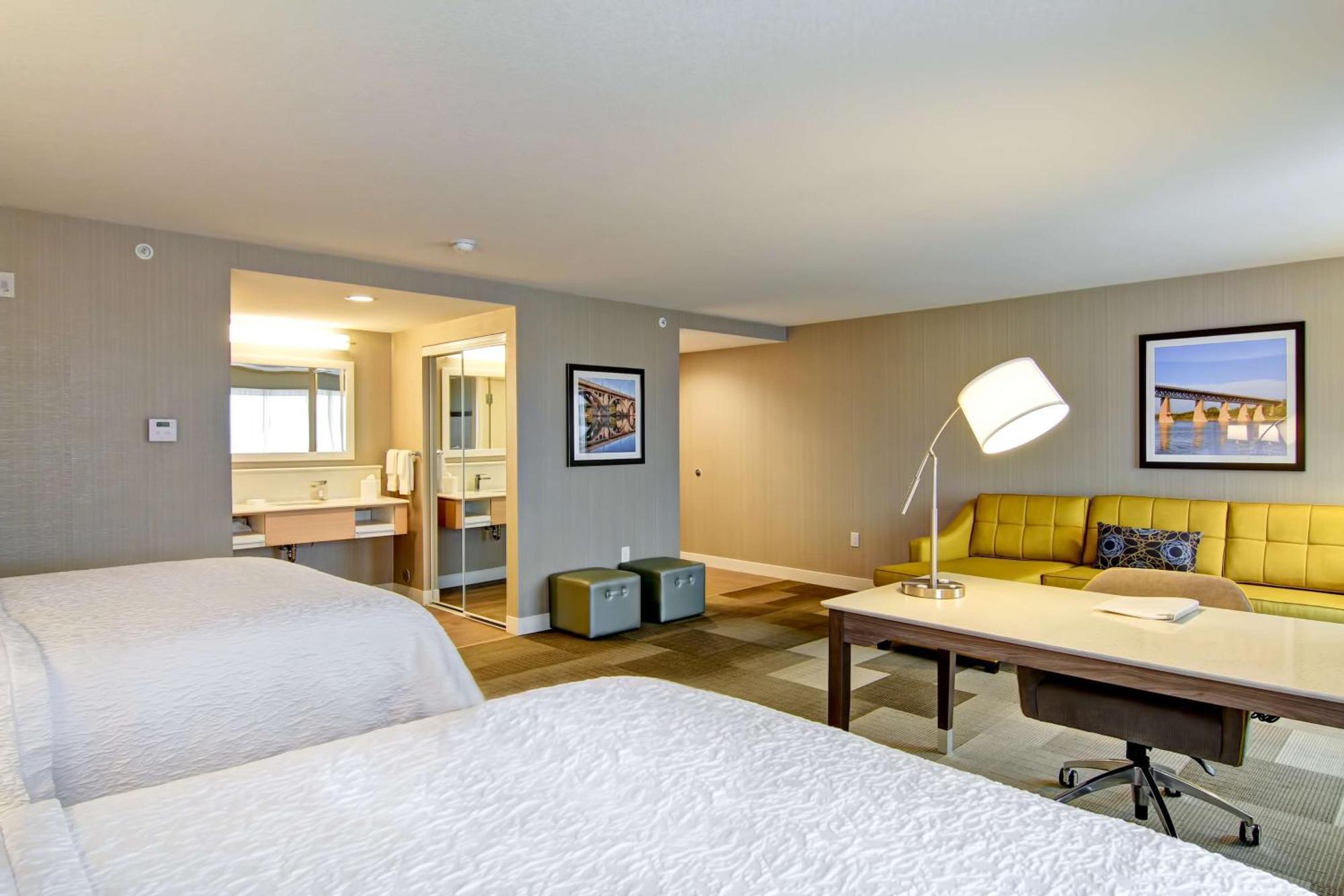 Hampton Inn & Suites By Hilton Saskatoon Airport Buitenkant foto