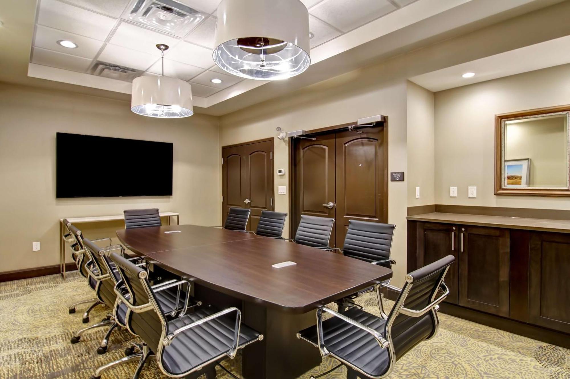 Hampton Inn & Suites By Hilton Saskatoon Airport Buitenkant foto