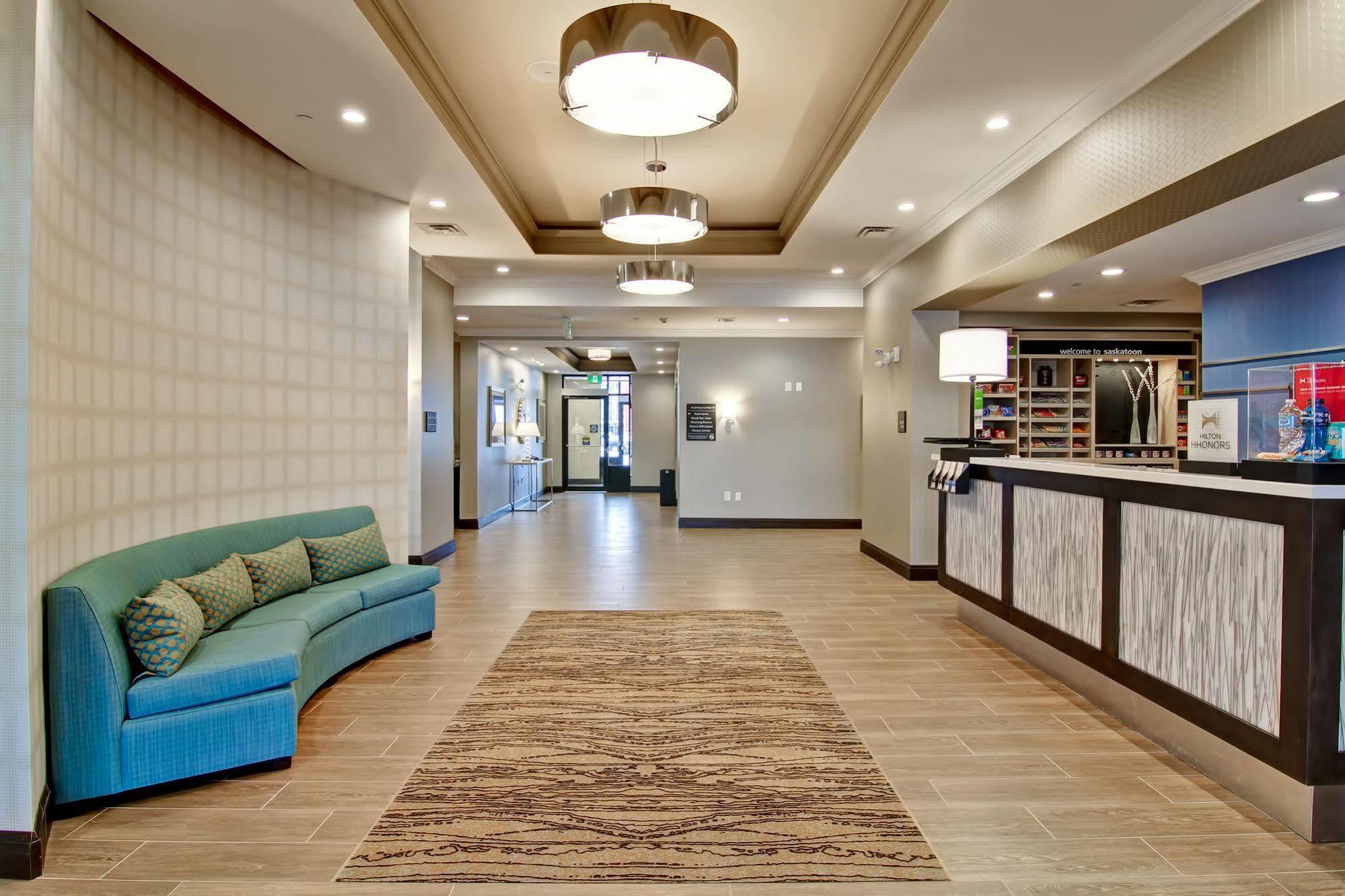 Hampton Inn & Suites By Hilton Saskatoon Airport Buitenkant foto